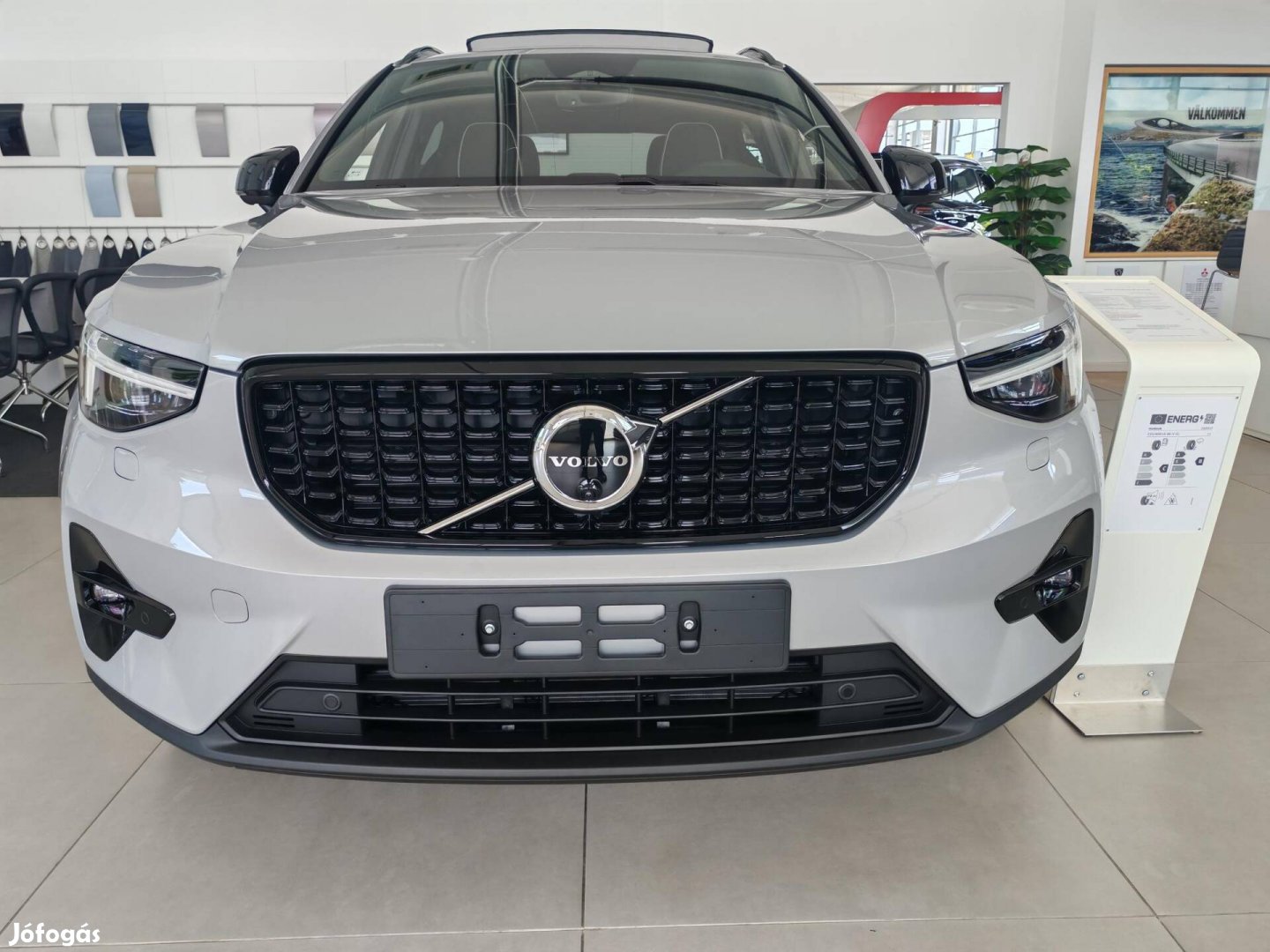 Volvo XC40 2.0 [B4] Mhev Ultimate Dark DCT REME...